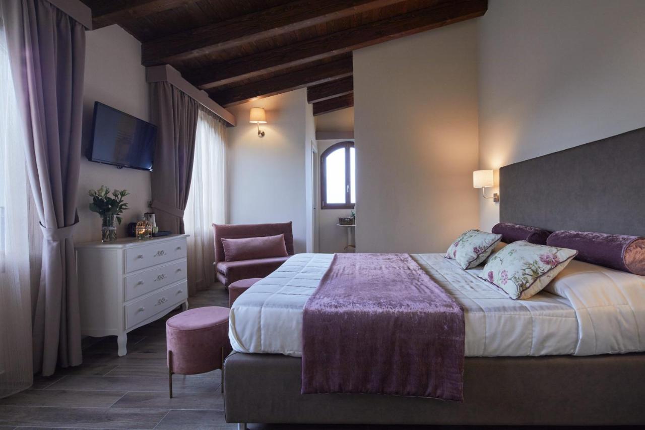 Il Castelluccio Country Resort Restaurant & Spa باربيرينو دي موجيلو المظهر الخارجي الصورة
