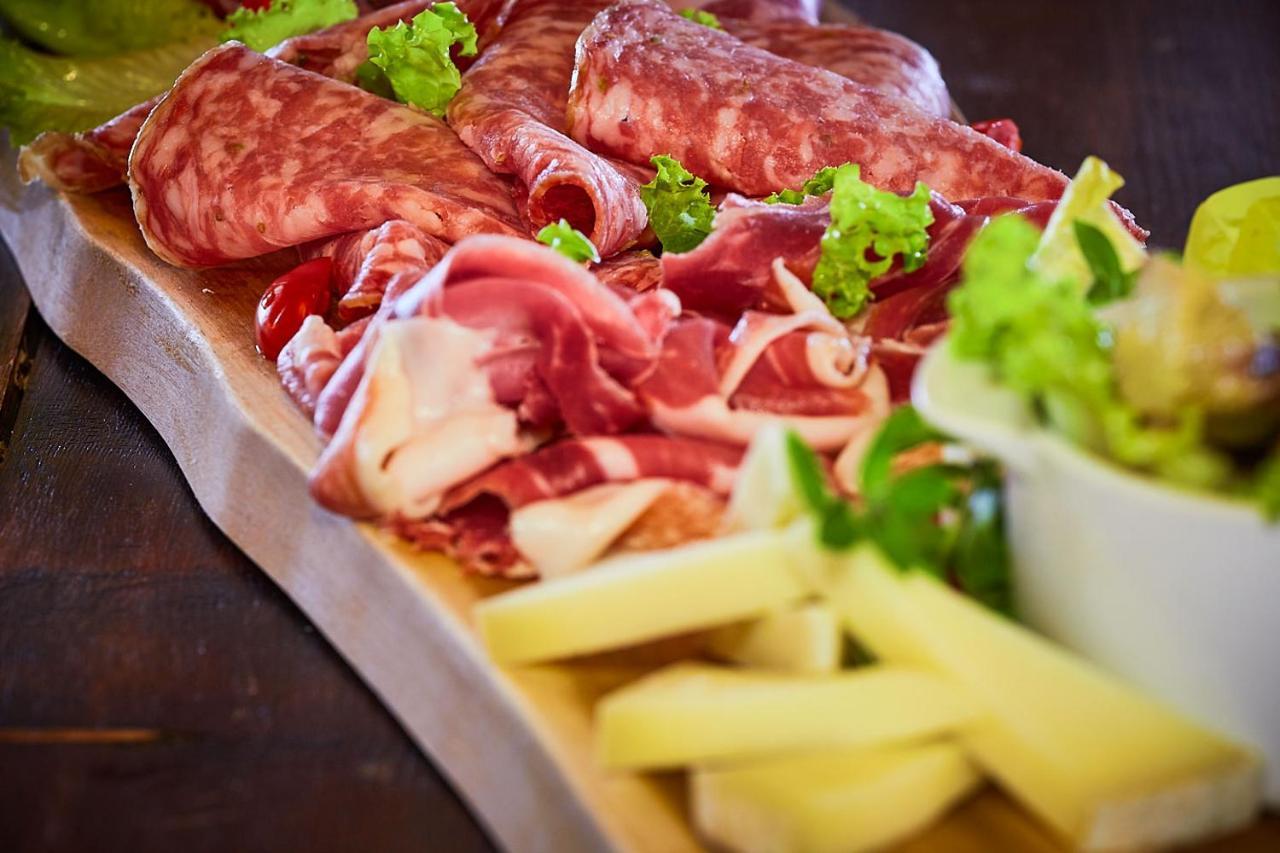 Il Castelluccio Country Resort Restaurant & Spa باربيرينو دي موجيلو المظهر الخارجي الصورة