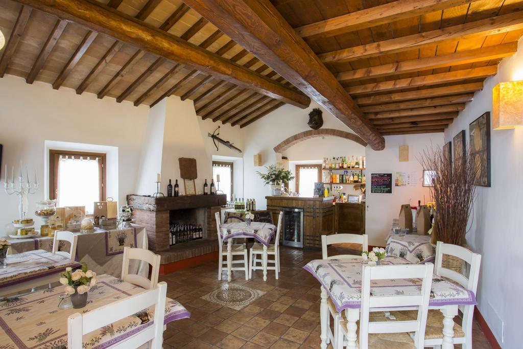 Il Castelluccio Country Resort Restaurant & Spa باربيرينو دي موجيلو المظهر الخارجي الصورة