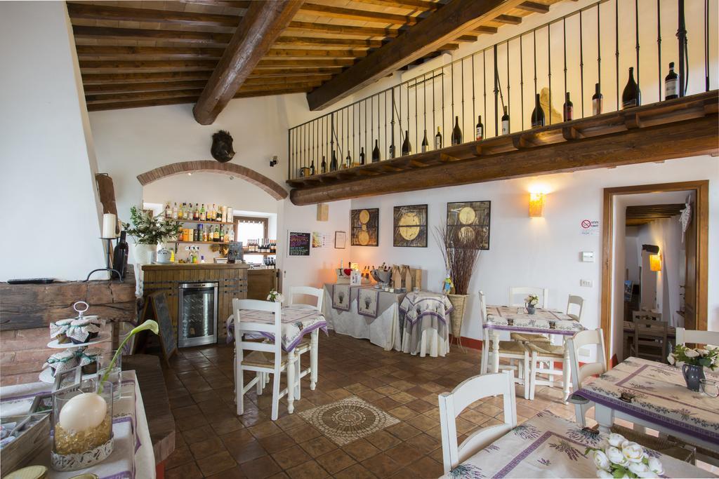 Il Castelluccio Country Resort Restaurant & Spa باربيرينو دي موجيلو المظهر الخارجي الصورة