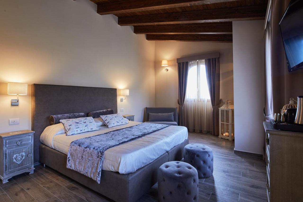 Il Castelluccio Country Resort Restaurant & Spa باربيرينو دي موجيلو المظهر الخارجي الصورة